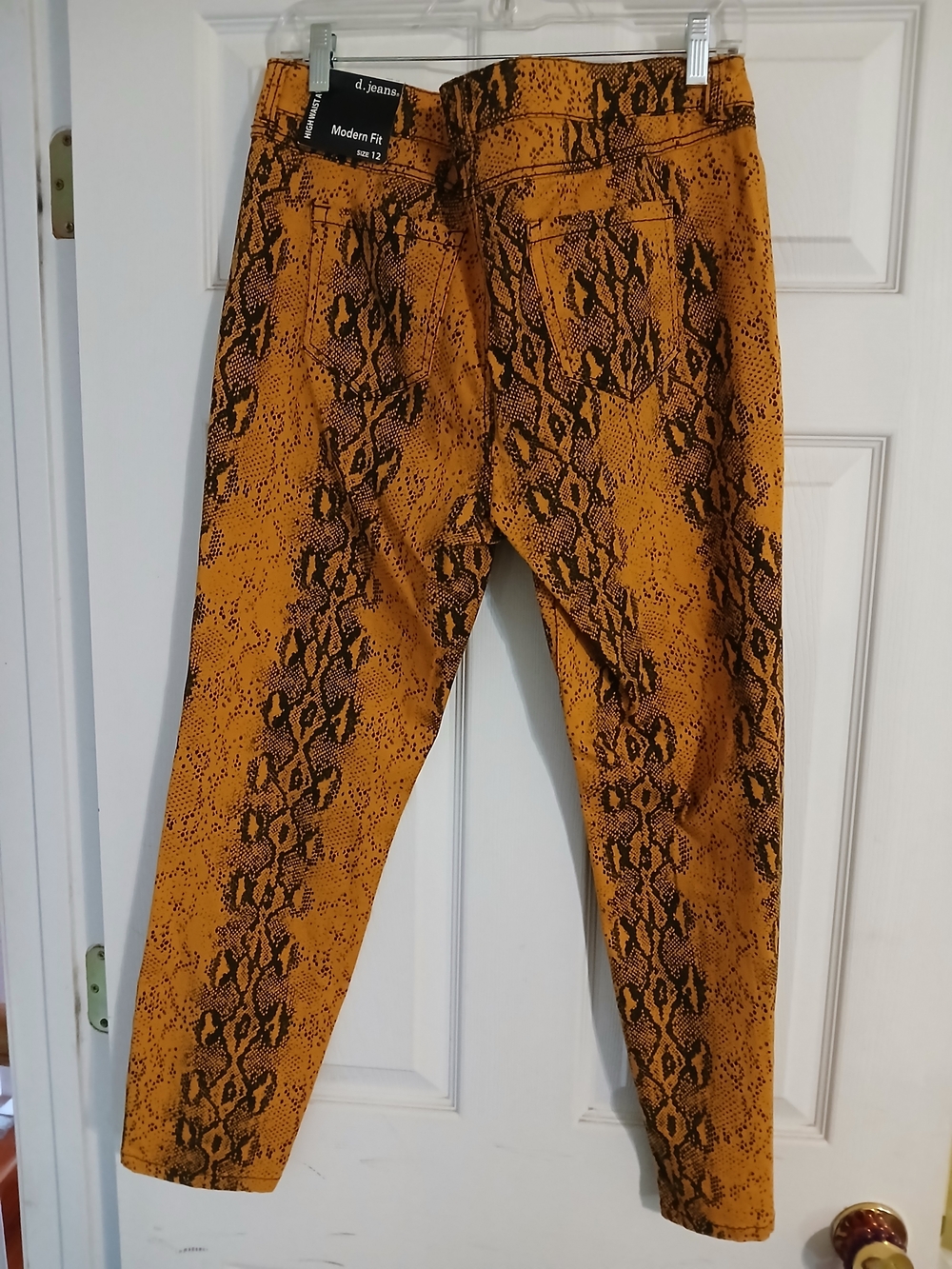 d. jeans Mustard & Black Snake Print Modern Fit Pants